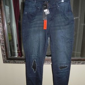 New $54 Earl Jean Women's Skinny Denim Size 8